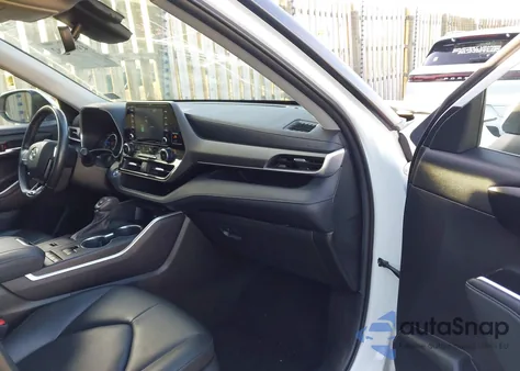 2021 Toyota Highlander Hybrid Xle from USA, damaged, VIN 5TDGBRCH3MS522963